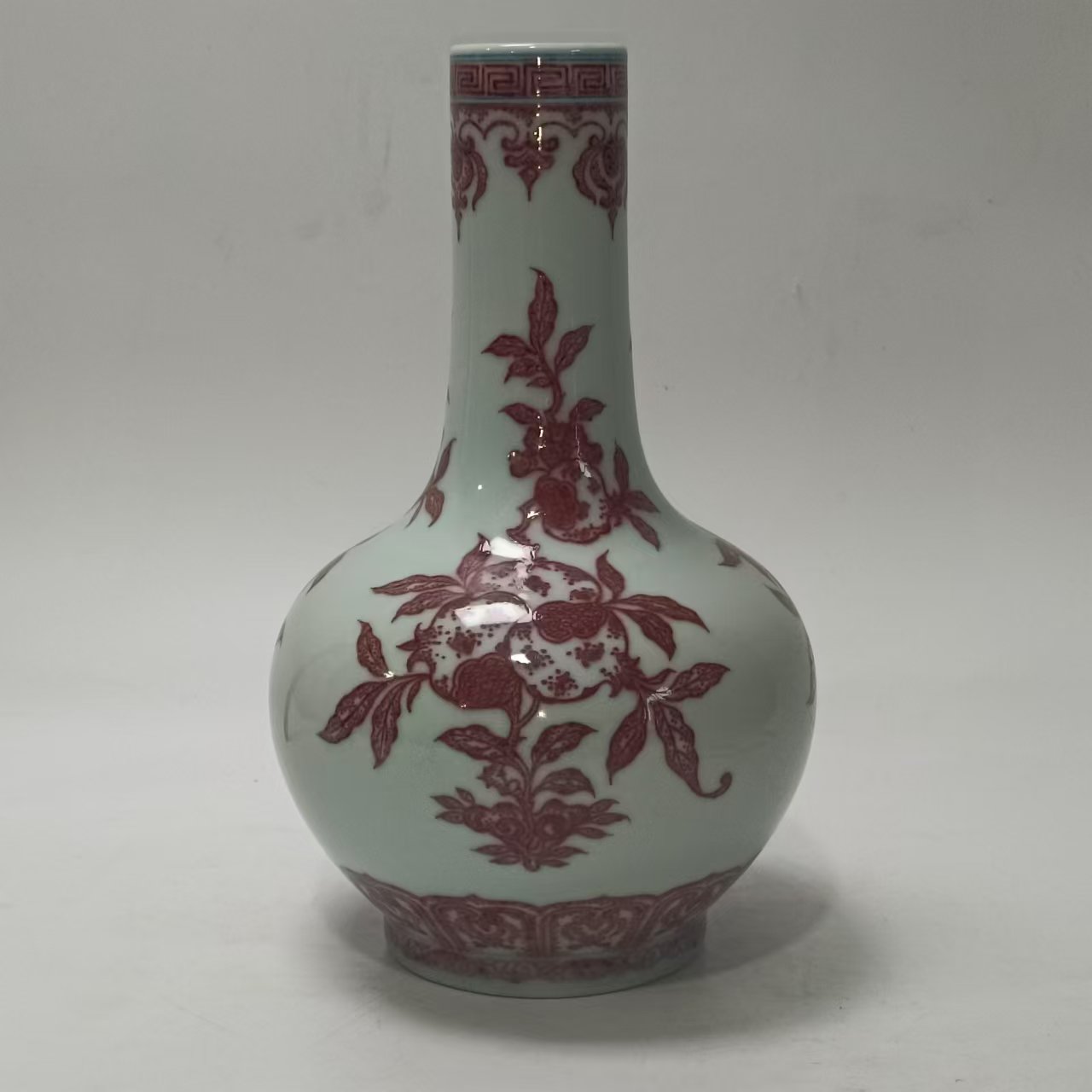 釉里红三多纹赏瓶HJD2501-129