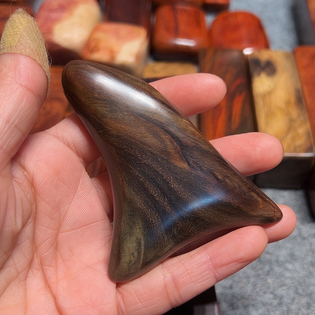 敖***舞交趾黄檀（大红酸枝）