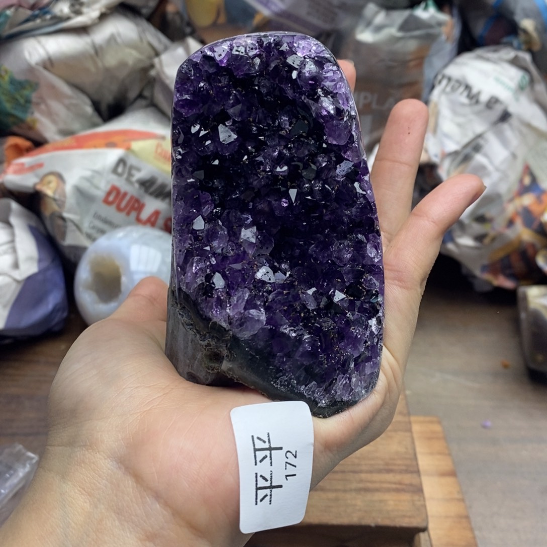 未镶嵌水晶珠宝半成品