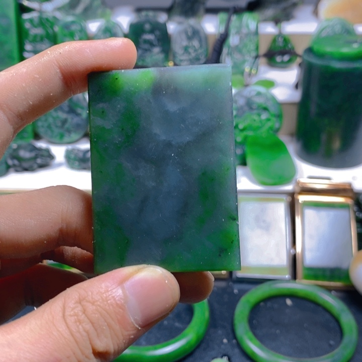 理***能和田玉未镶嵌珠宝半成品