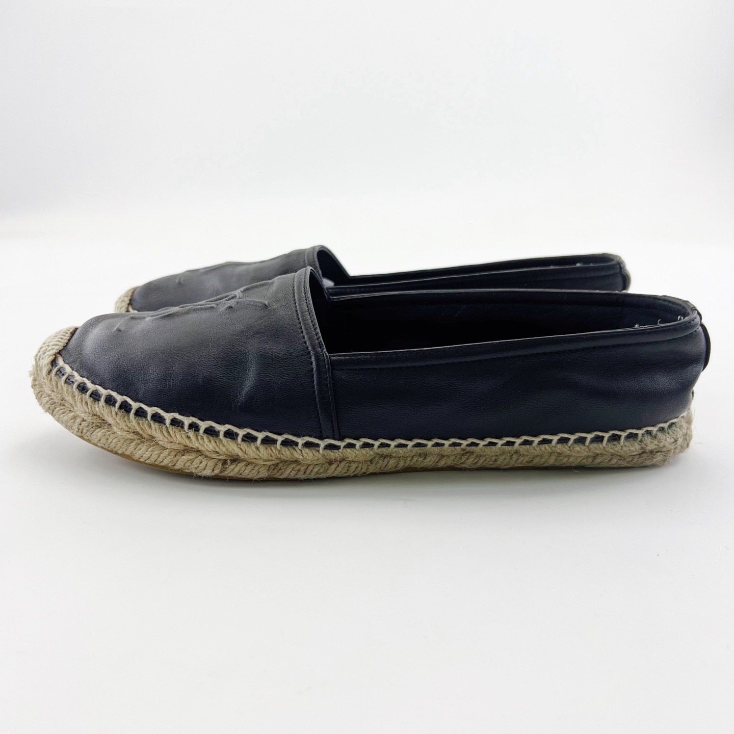 95新 YSL/圣罗兰 36.5码/黑色牛皮大字母压花设计渔夫鞋/15296019