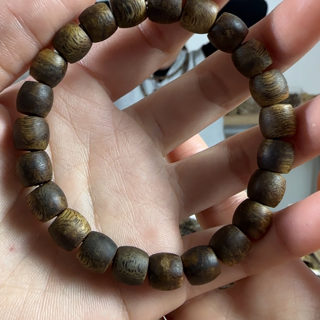 温***、奇楠沉香手串单圈卡0.9鼓珠 7g发一