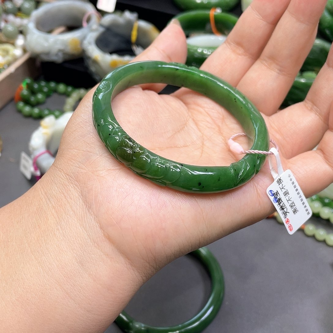和田玉未镶嵌手镯62圈口33