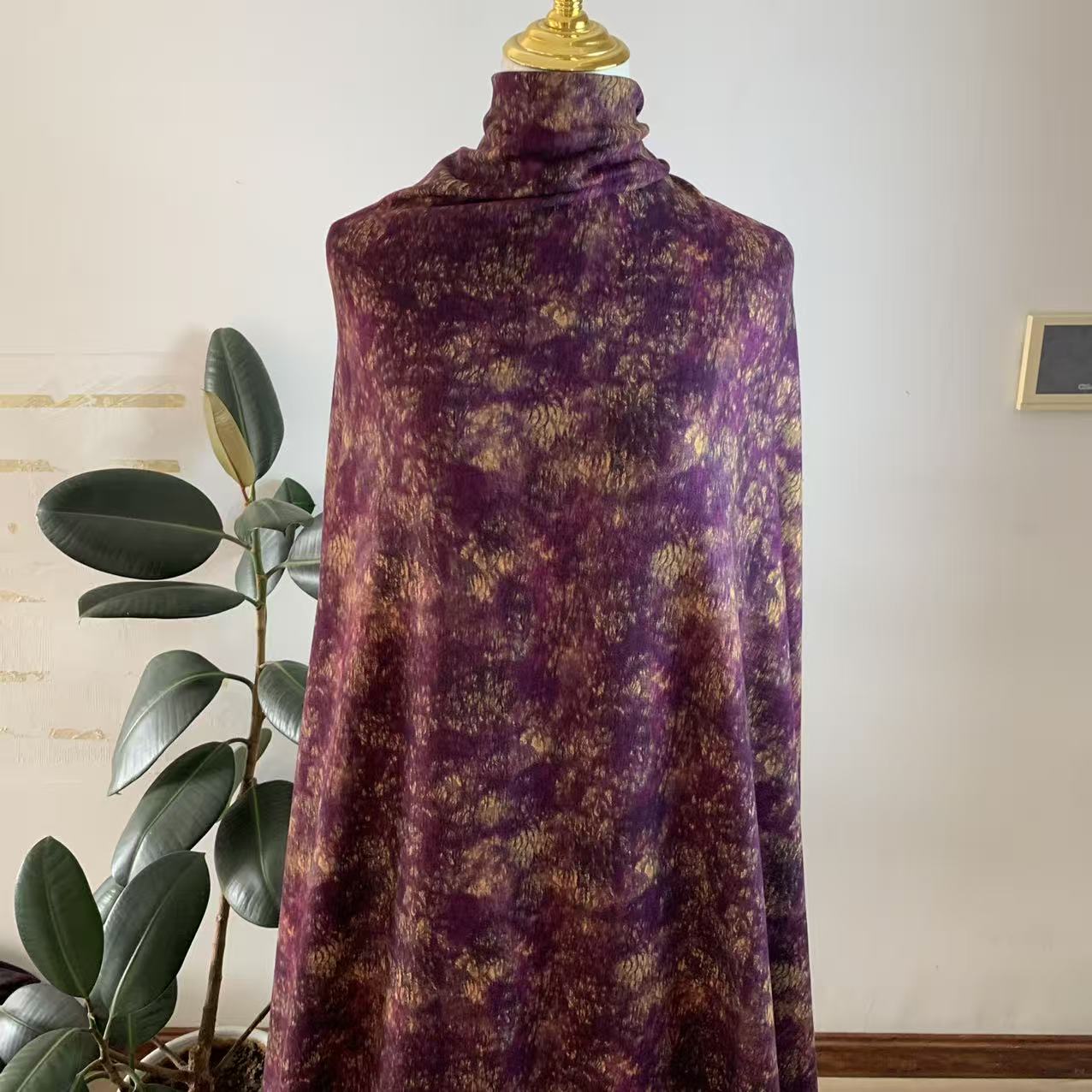 高端服装面料石墨烯双面蚕丝奥绒穿着舒适保暖