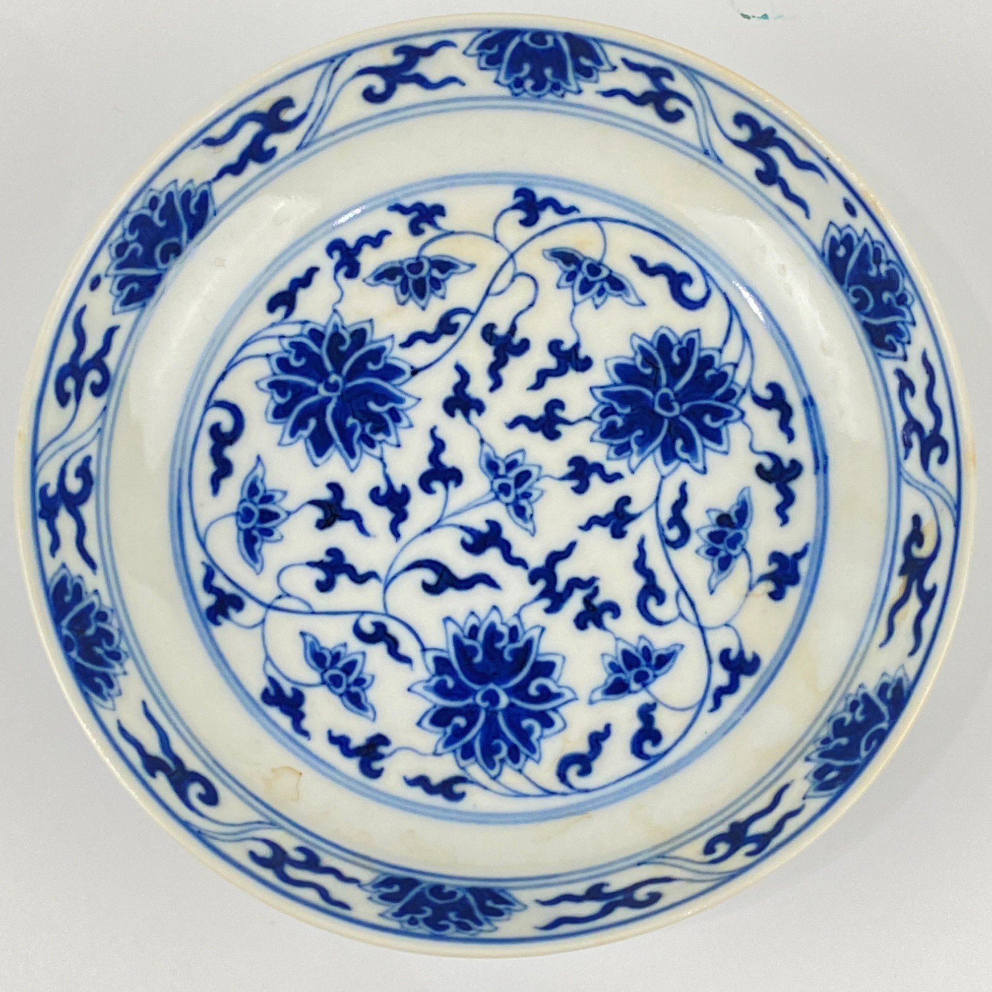 6101青花缠枝莲纹盘