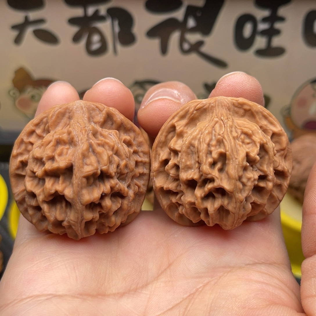 文玩核桃吊坠38天地