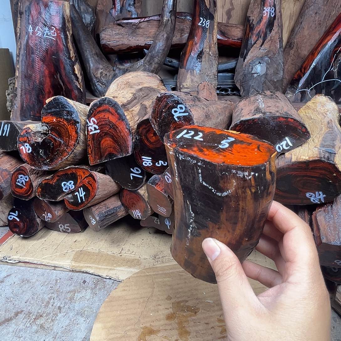 云***義檀木大红酸枝交趾黄檀