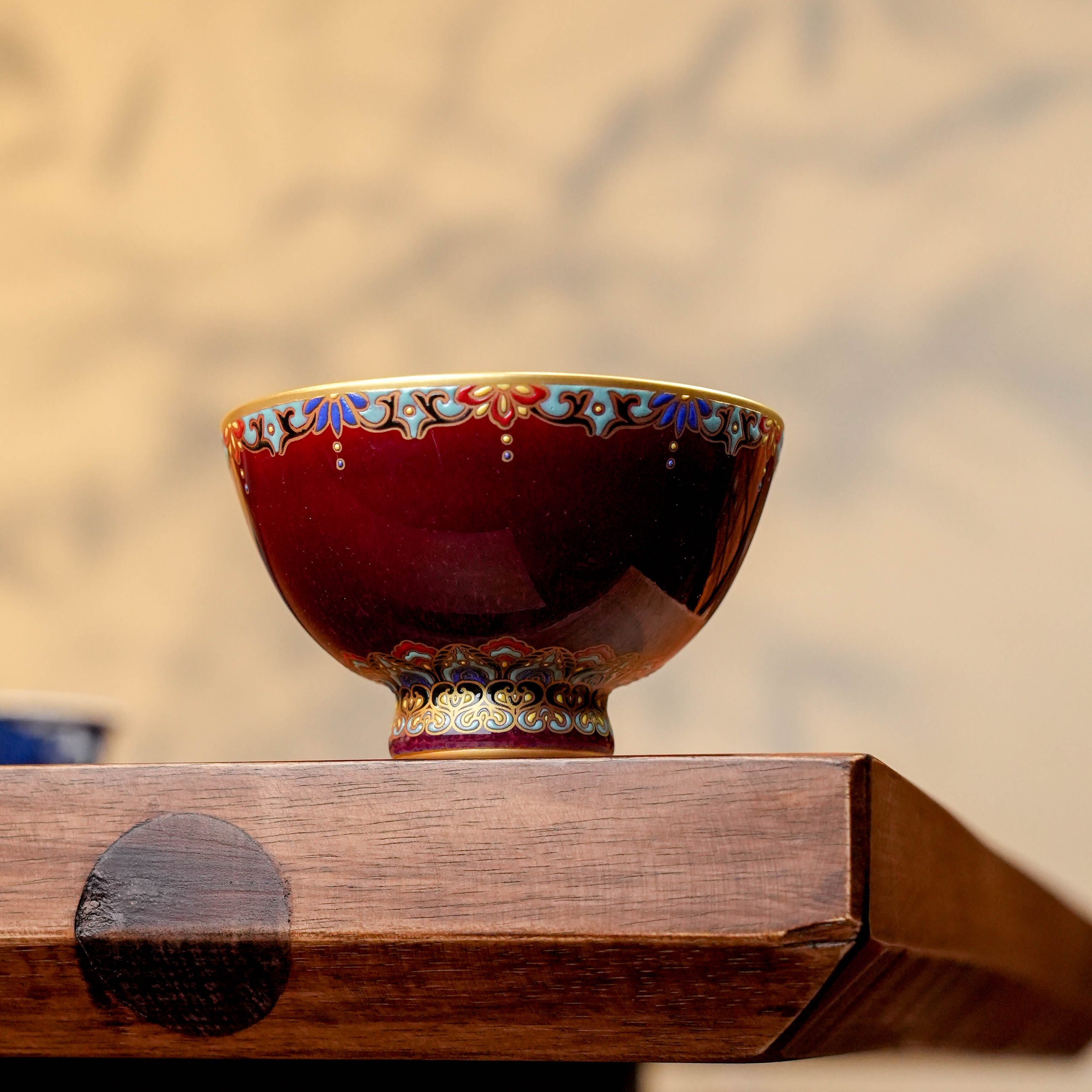 【中国工艺】郎红釉金银错鸡心主人杯（jd797）