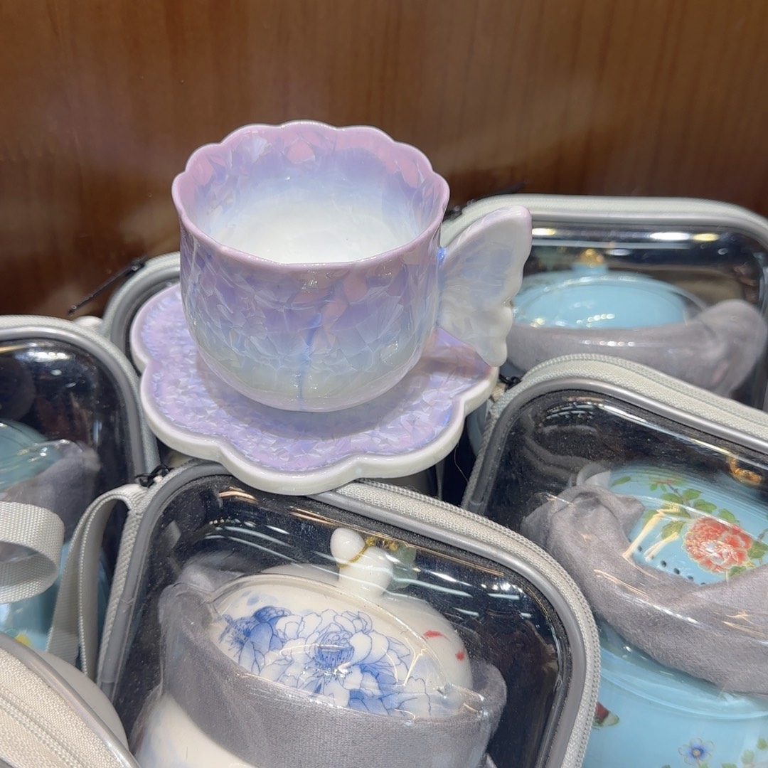 小***拽快乐就不需要多解释就