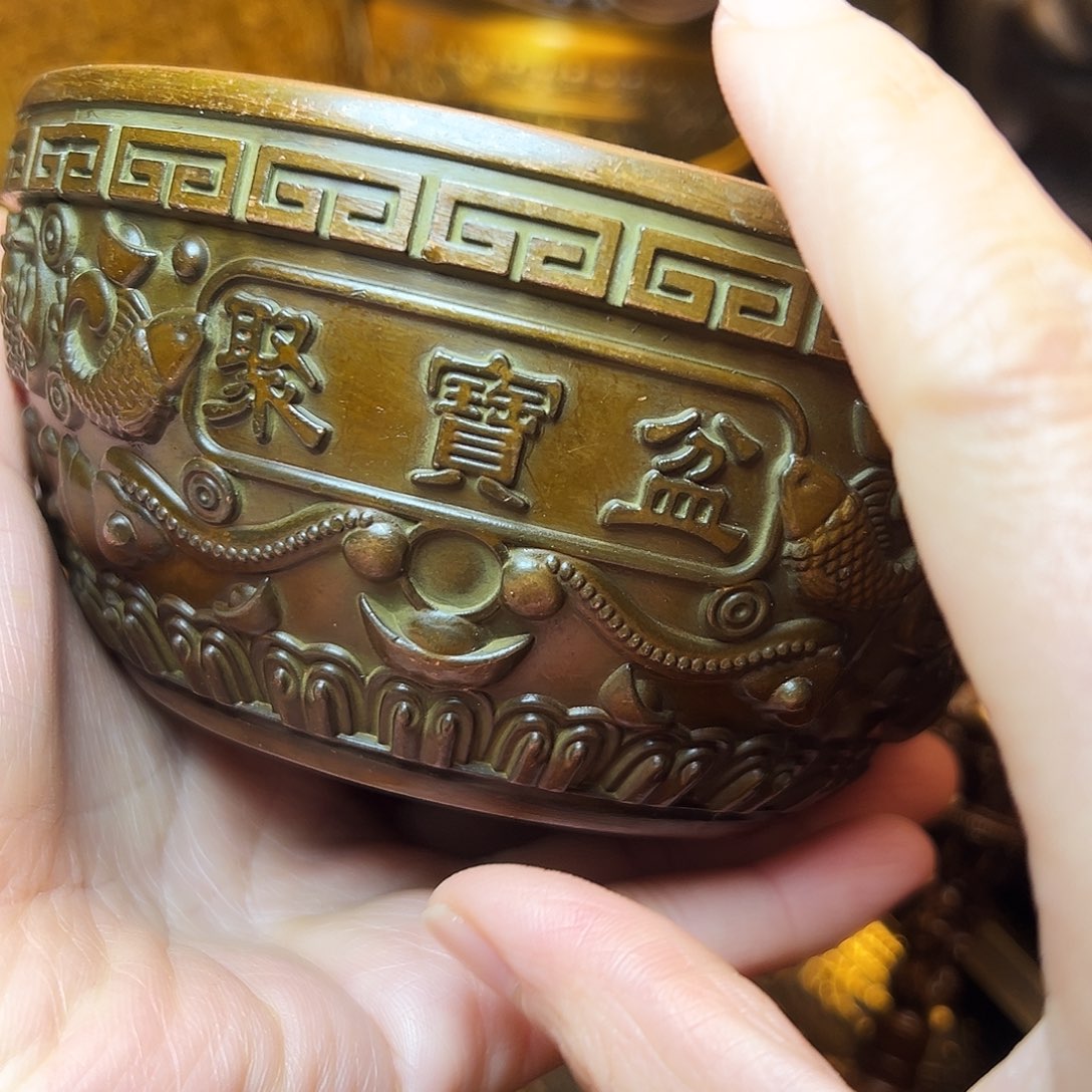 精美铜器工艺品等