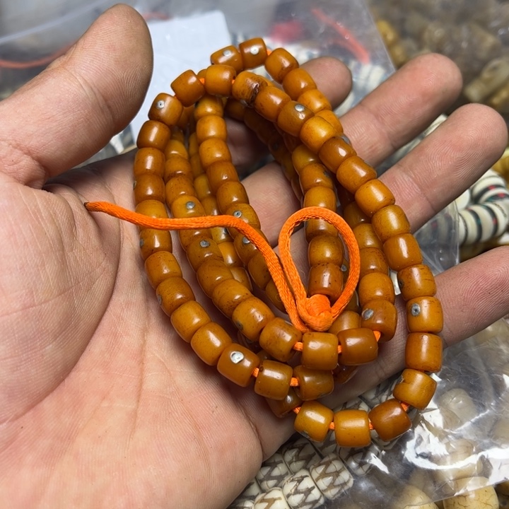 玻璃颈饰5085。1包