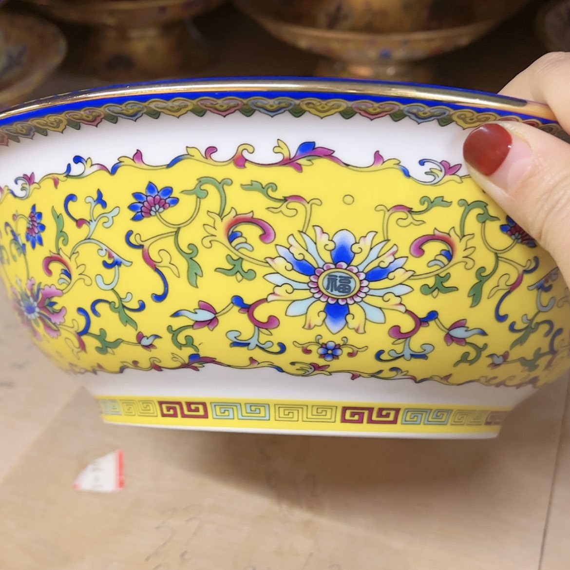 【闪购商品】骨瓷9寸1个……………………………………