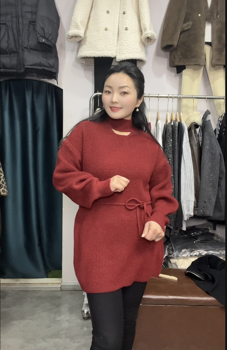 2025带腰带中长款毛衣