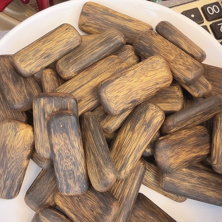 沉香碎屑沉香越南芽庄白旗原材料无事牌6克多样性发一
