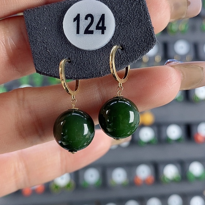 和田玉耳饰18K金镶嵌