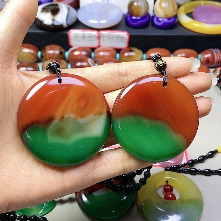 玛瑙/玉髓吊坠(不含链)未镶嵌拾****石