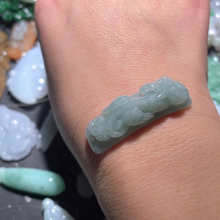 【闪购商品】翡翠颈饰未镶嵌天然翡翠