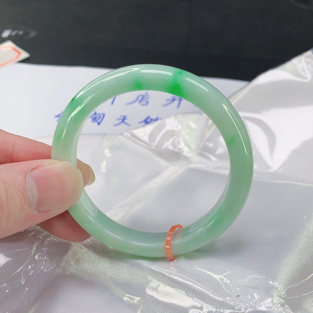 翡翠手镯未镶嵌125缅甸天然翡翠A货