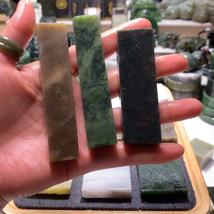 和田玉未镶嵌珠宝半成品