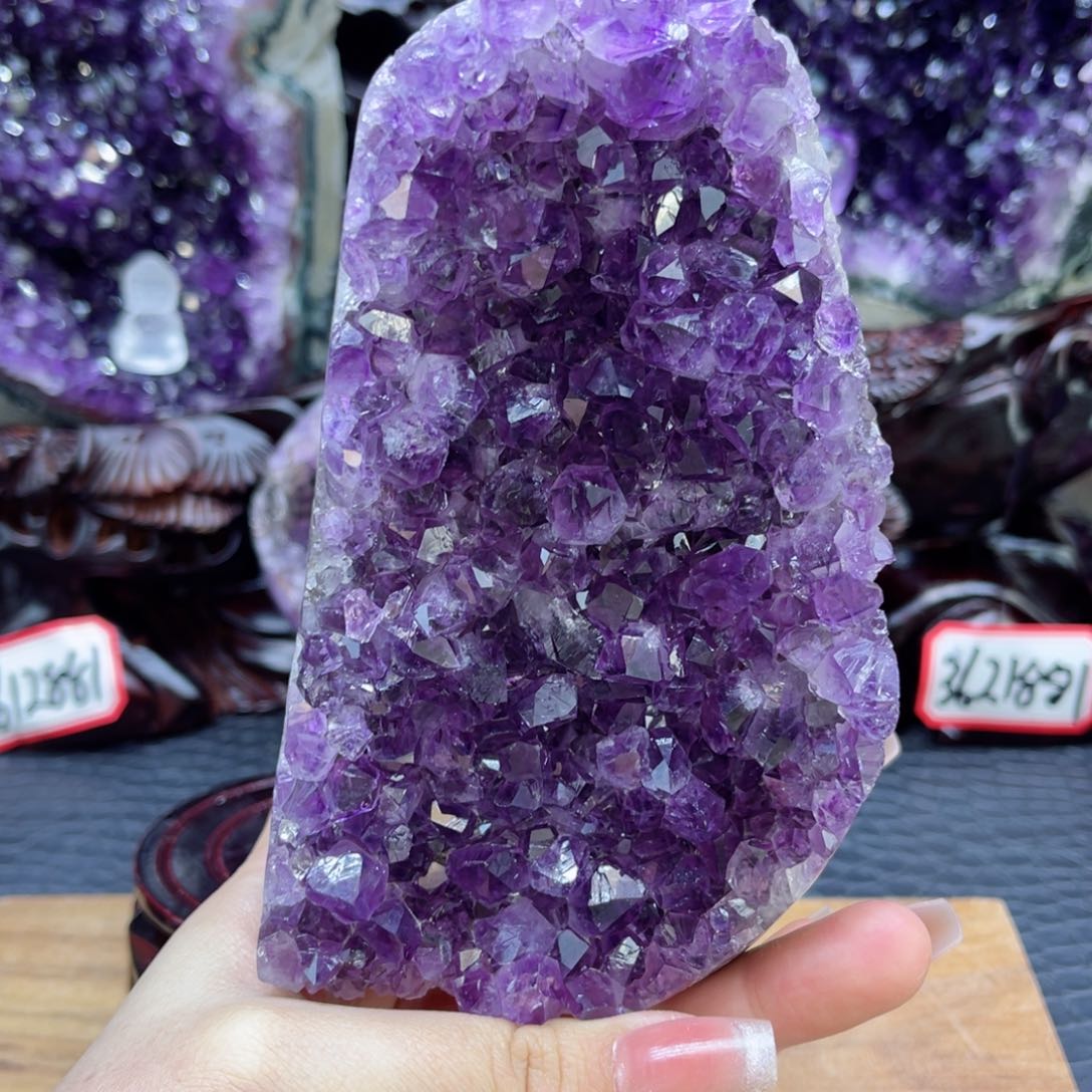 紫晶大型摆件（非配饰）未镶嵌