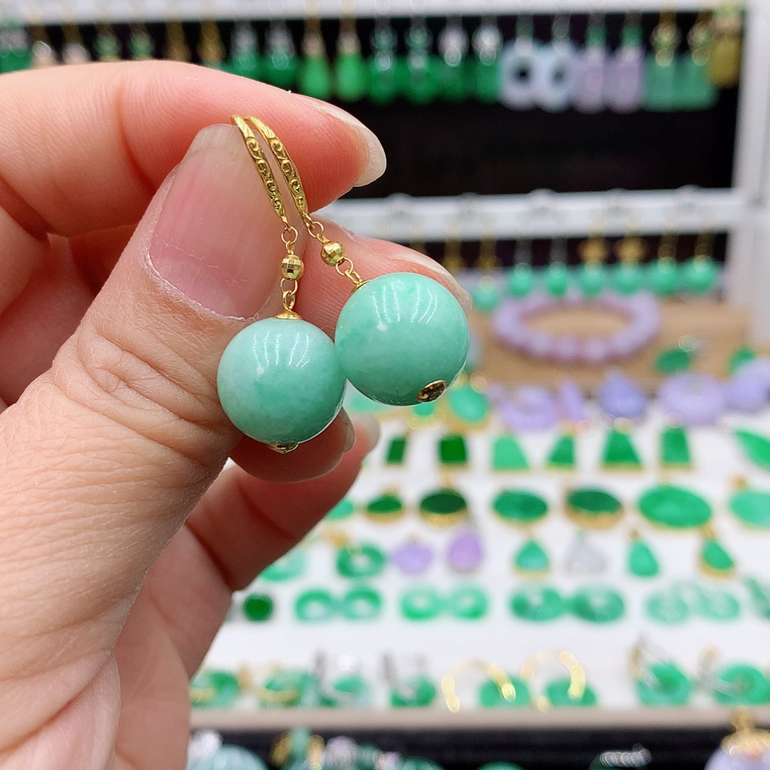 翡翠耳饰18K金镶嵌的