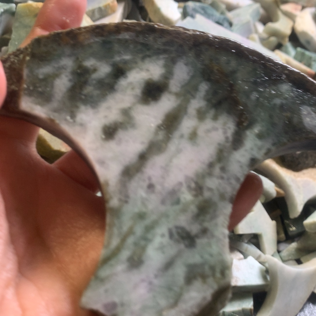 翡翠颈饰未镶嵌缅甸翡翠