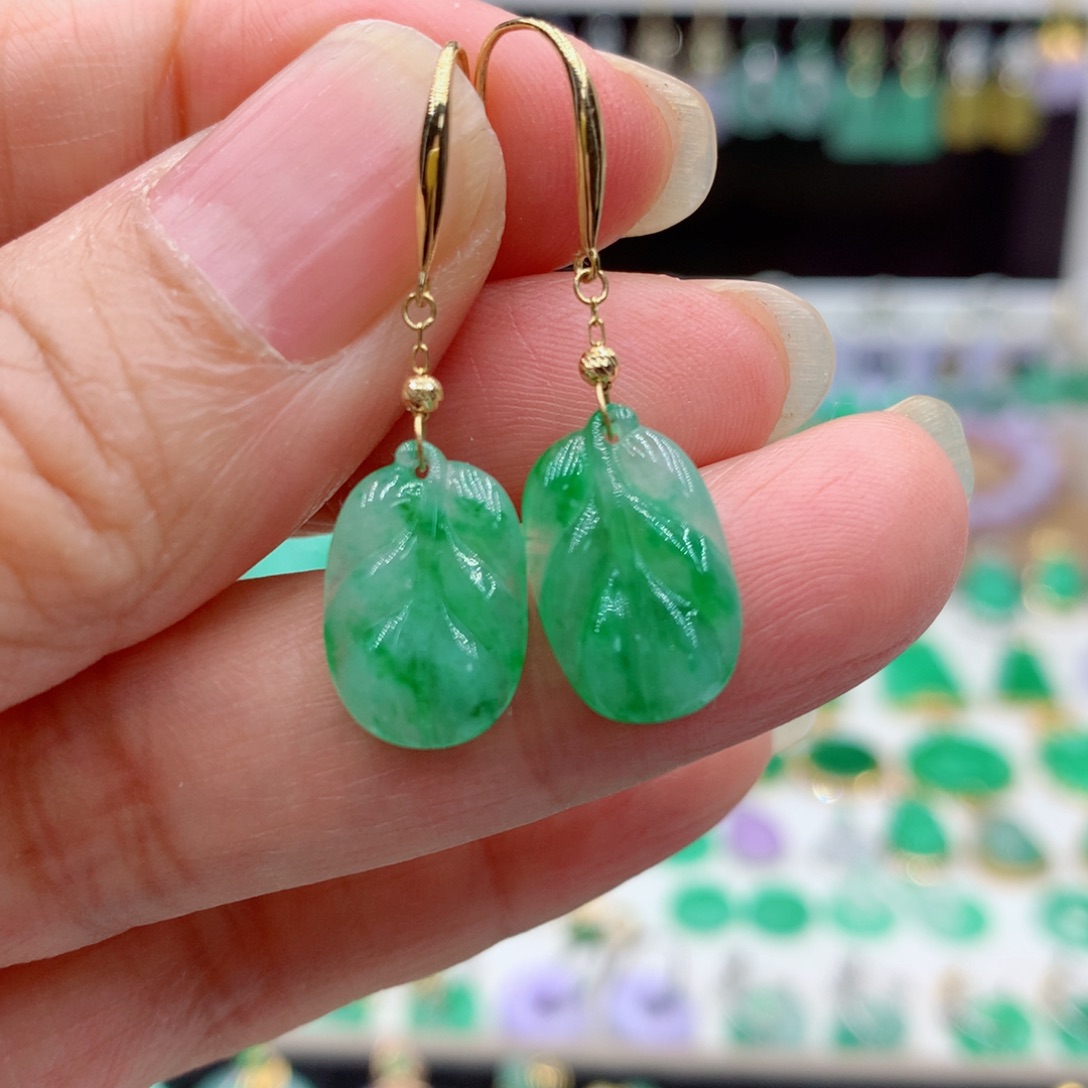 翡翠18K金镶嵌耳饰