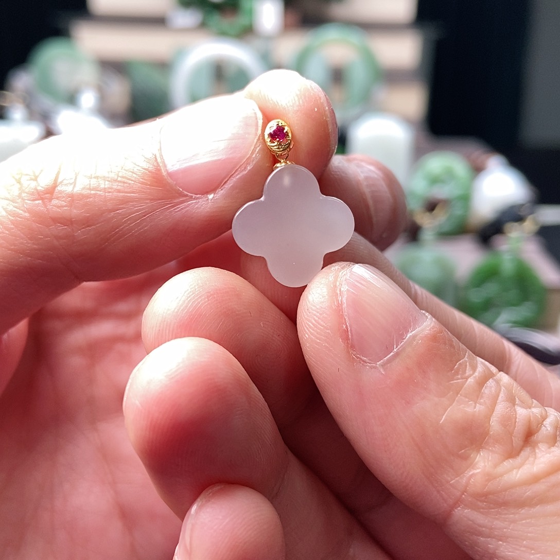 和田玉（白玉）颈饰18K金镶嵌