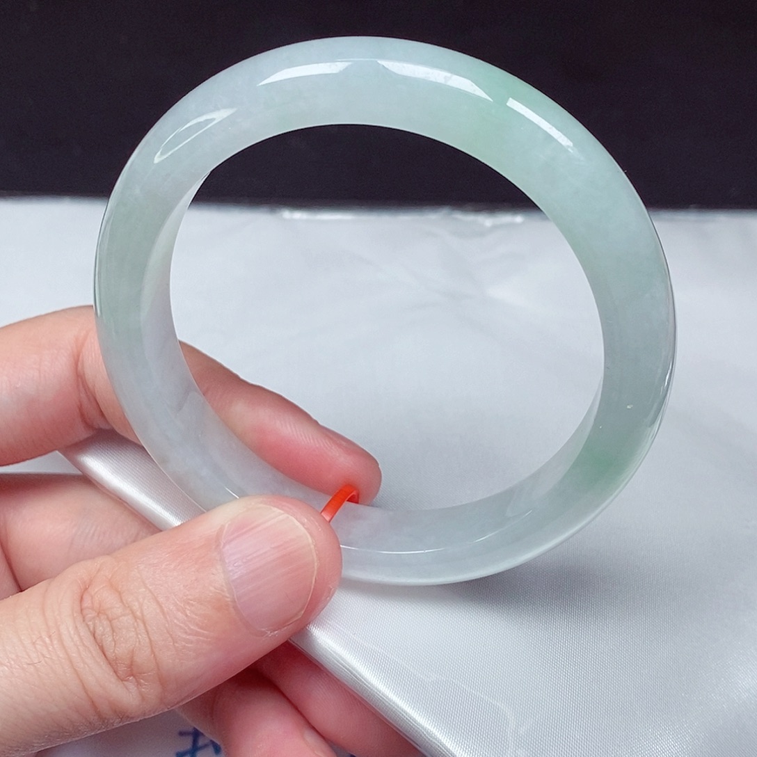 翡翠未镶嵌手镯58.5圈