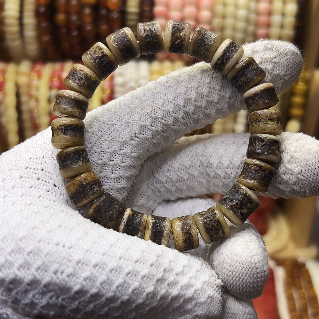 把件桃核1.2原皮牛嘎