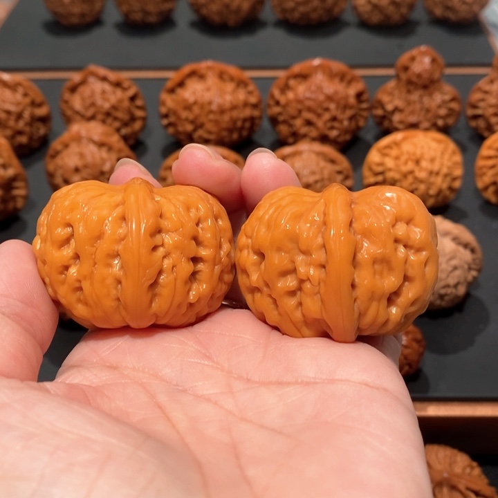 文玩核桃吊坠元宝834