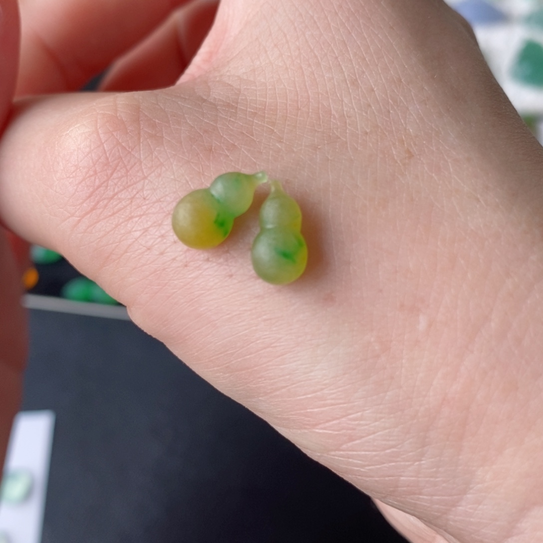 定制翡翠未镶嵌葫芦