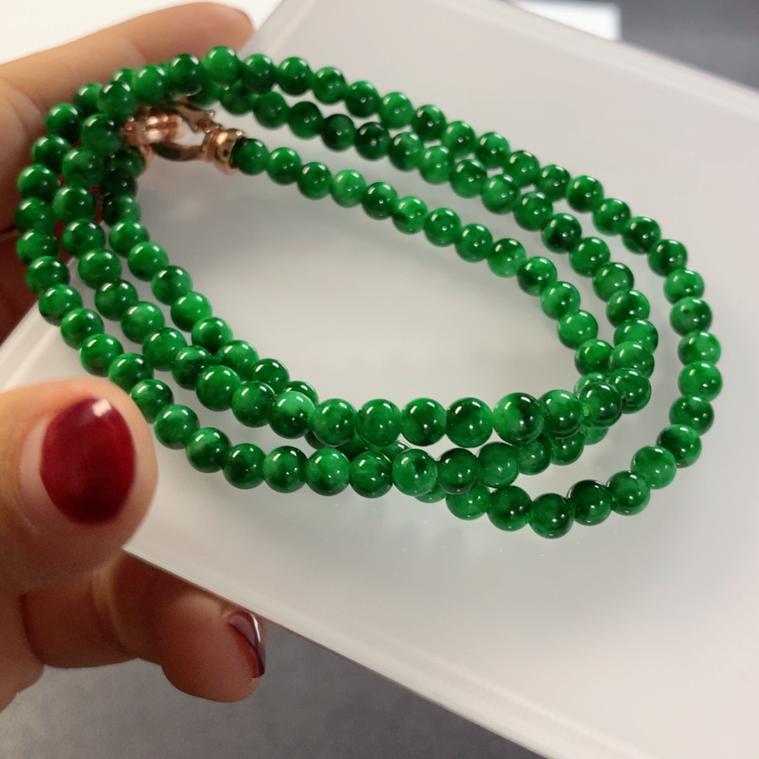 翡翠未镶嵌颈饰项链