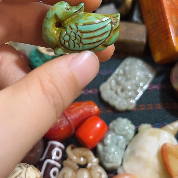 铜****琉璃手工艺品欢迎光临小店