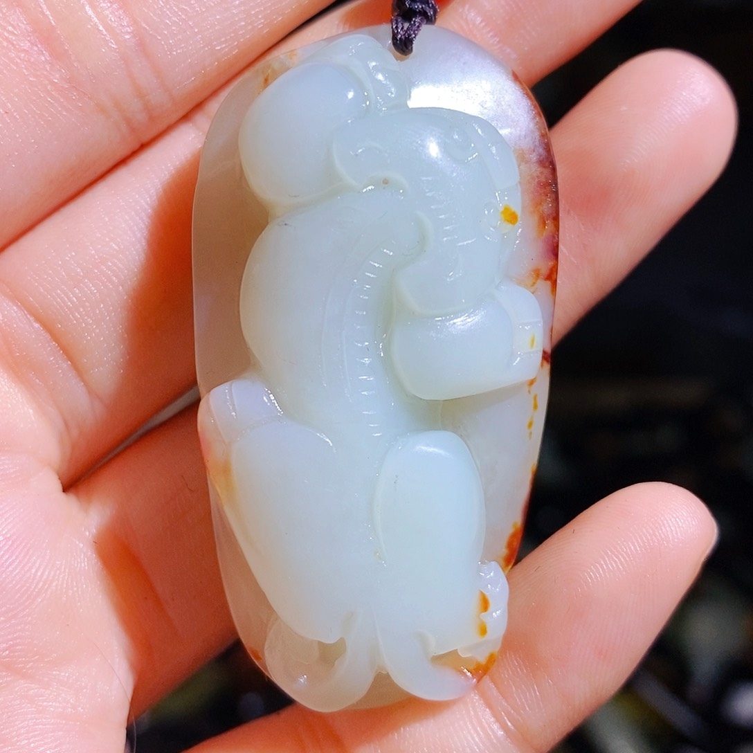 和田玉颈饰未镶嵌