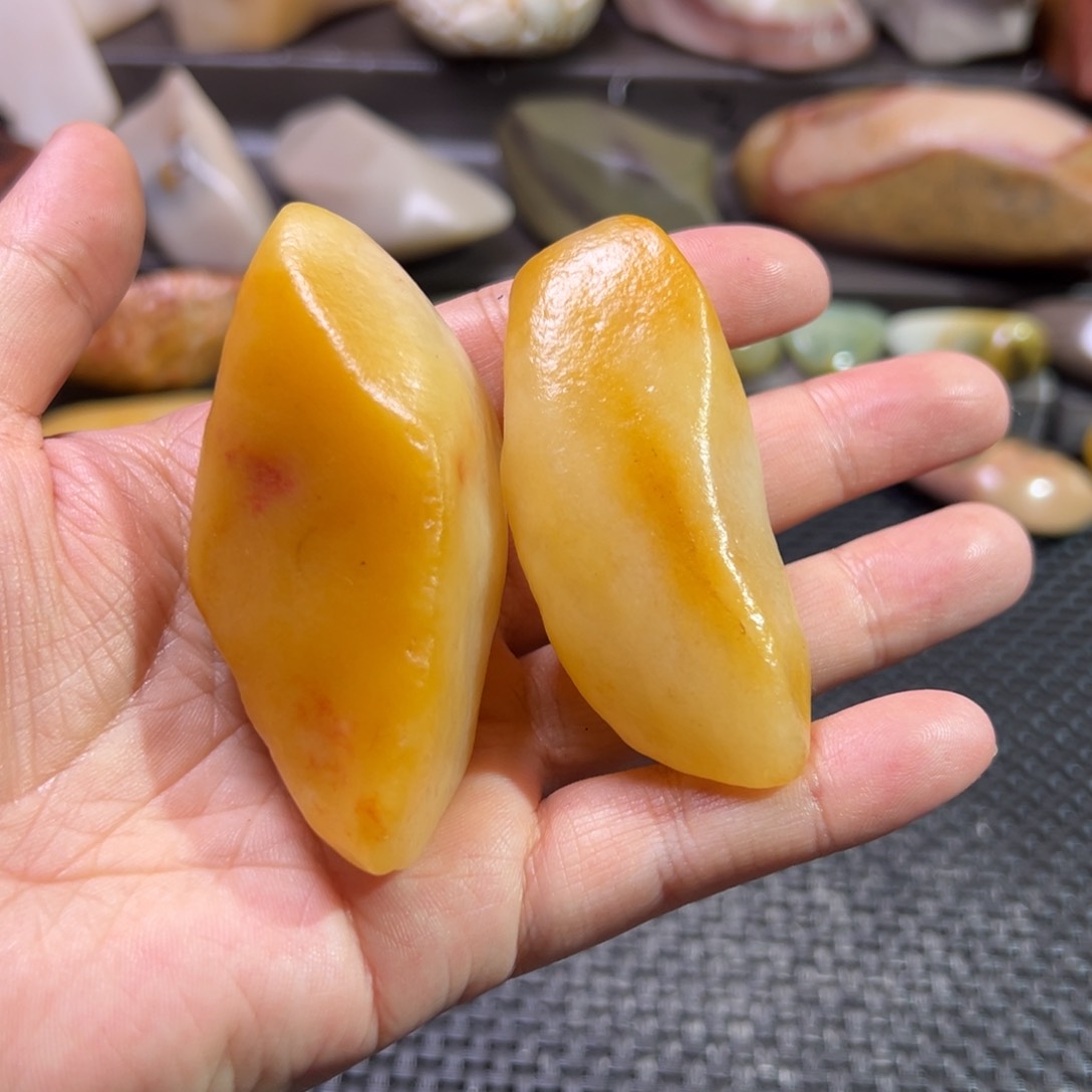 A****3静辉品石金丝玉原石