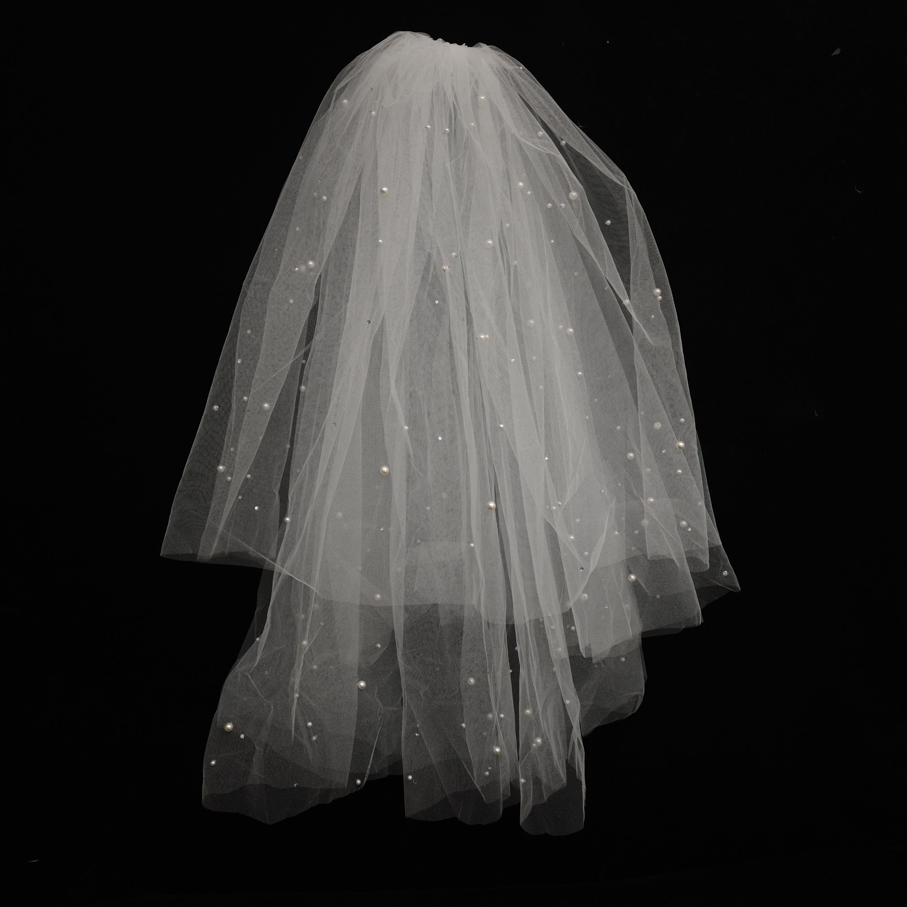 1096莎莎婚嫁饰品新款新娘简约大气白色优雅领证时尚百搭短款头纱