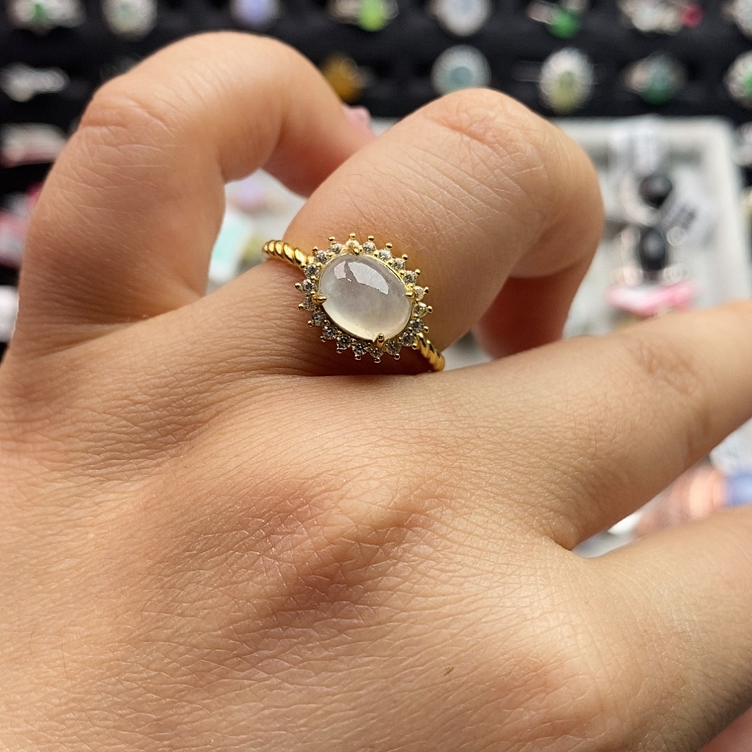 翡翠未镶嵌戒指翡翠