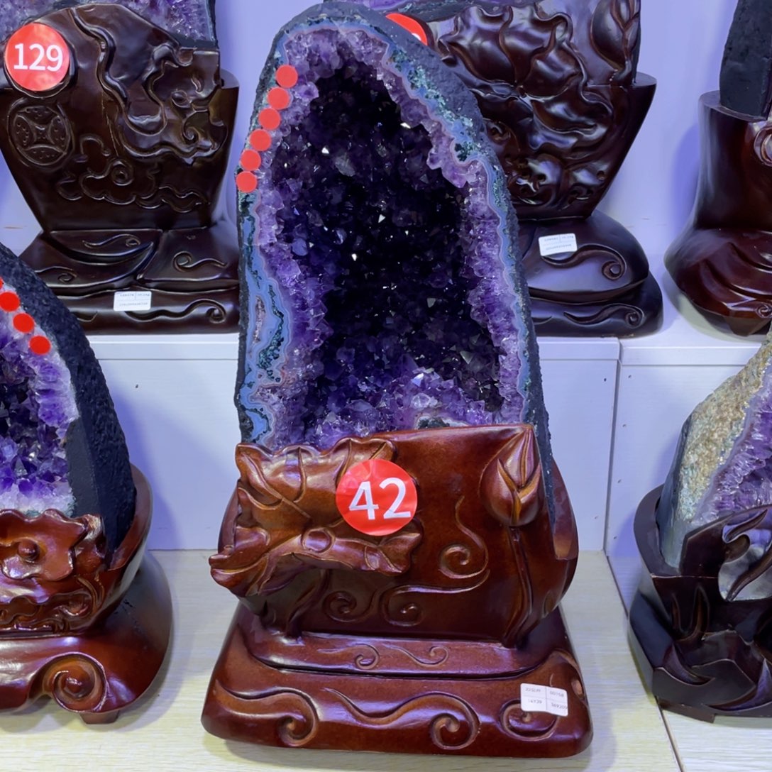 乌拉圭紫水晶摆件
