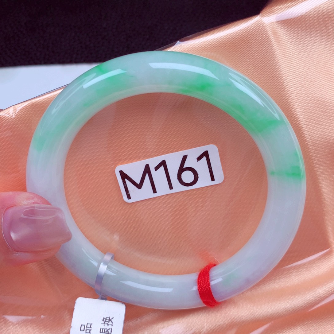 翡翠未镶嵌手镯手镯