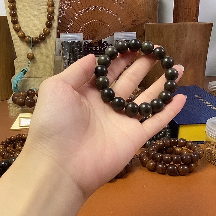 檀香木老山檀香阴沉1.2手串