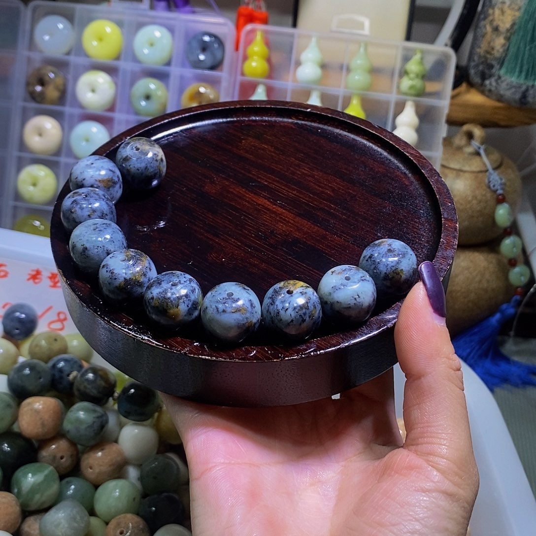 未镶嵌蛇纹石玉其他27