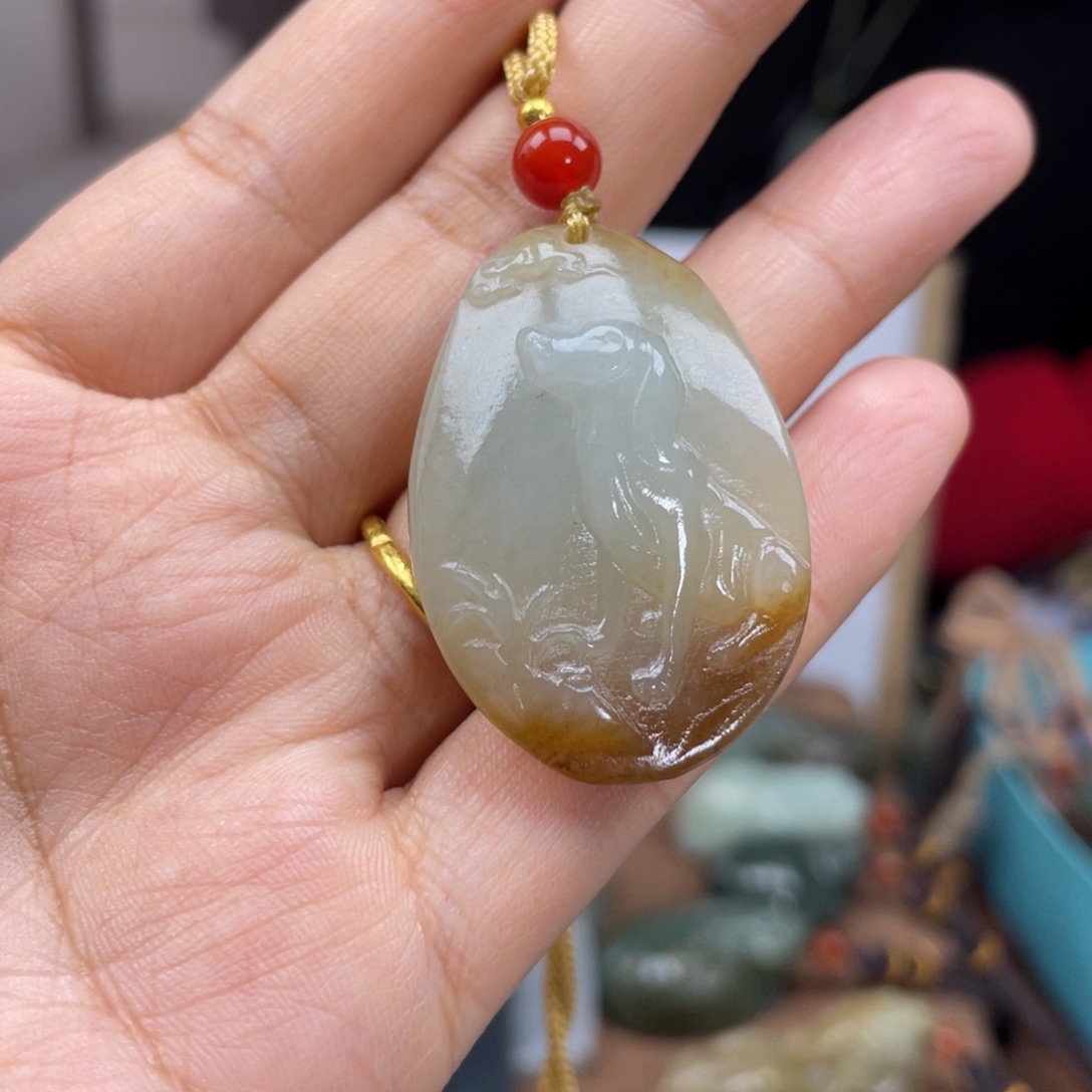 和田玉颈饰未镶嵌