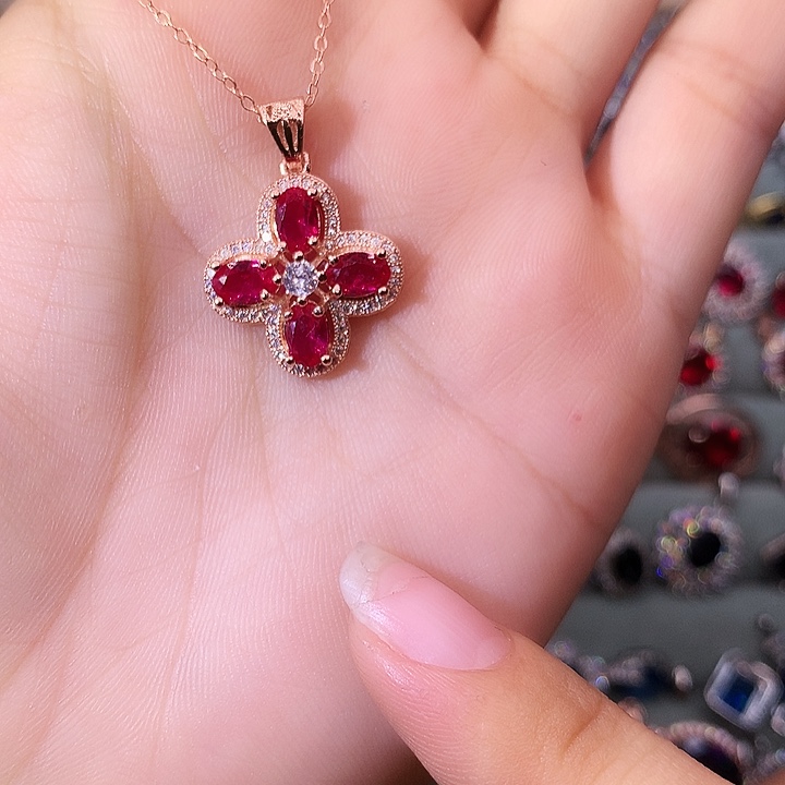 红宝石吊坠(赠链)银S925镶嵌