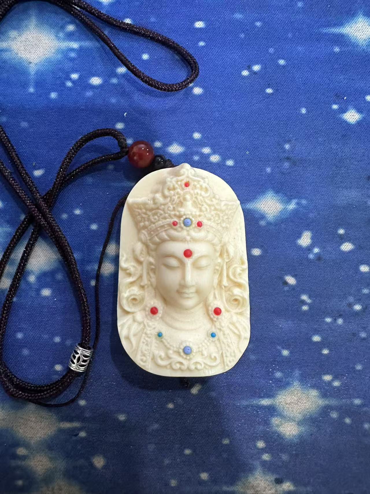 C315 象牙果雕刻脖挂