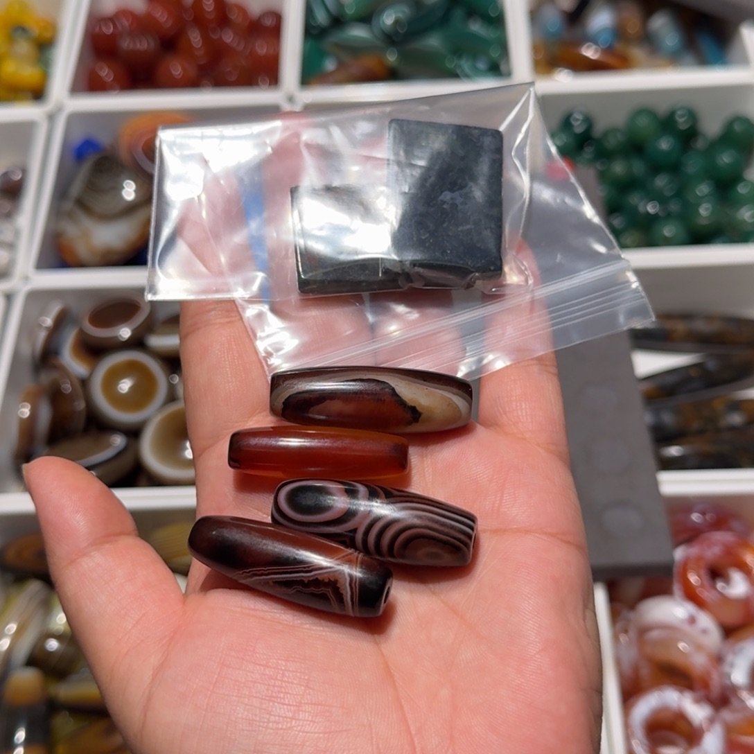 未镶嵌玛瑙/玉髓珠宝半成品