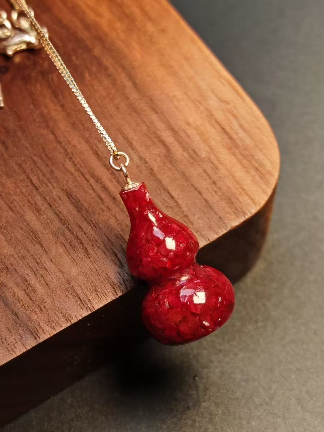 天然辰砂天然朱砂晶体高含量全透葫芦