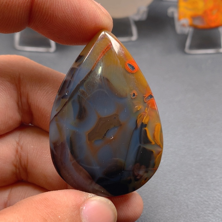 玛瑙/玉髓颈饰未镶嵌逍****间