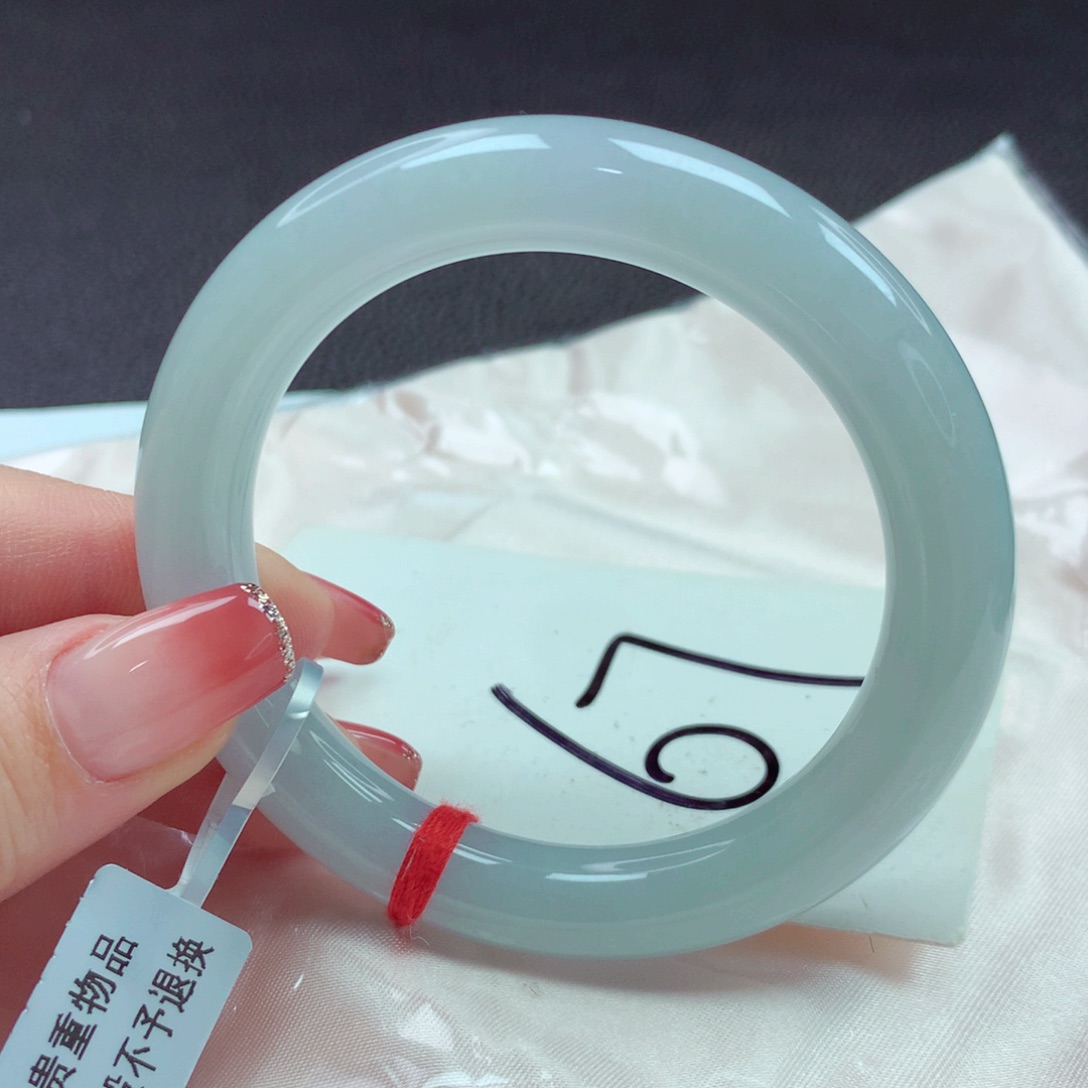 翡翠手镯未镶嵌手镯55