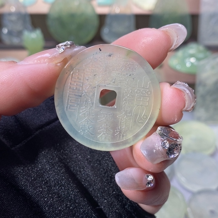 岫玉吊坠未镶嵌吊坠